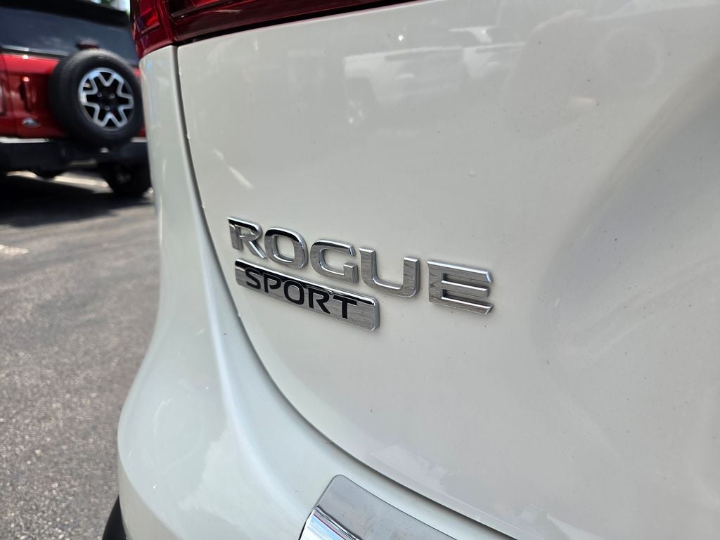 2022 Nissan Rogue Sport SL