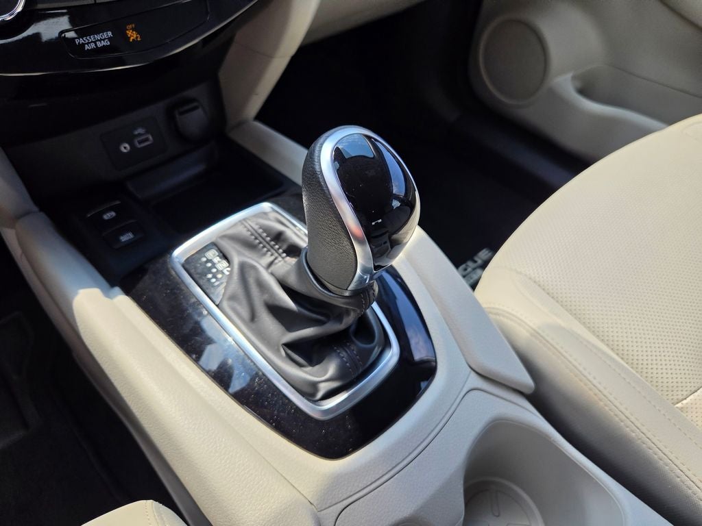 2022 Nissan Rogue Sport SL