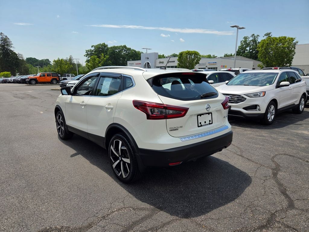 2022 Nissan Rogue Sport SL