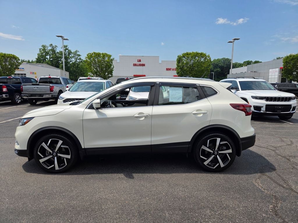 2022 Nissan Rogue Sport SL