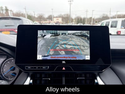 2024 Toyota Venza LE