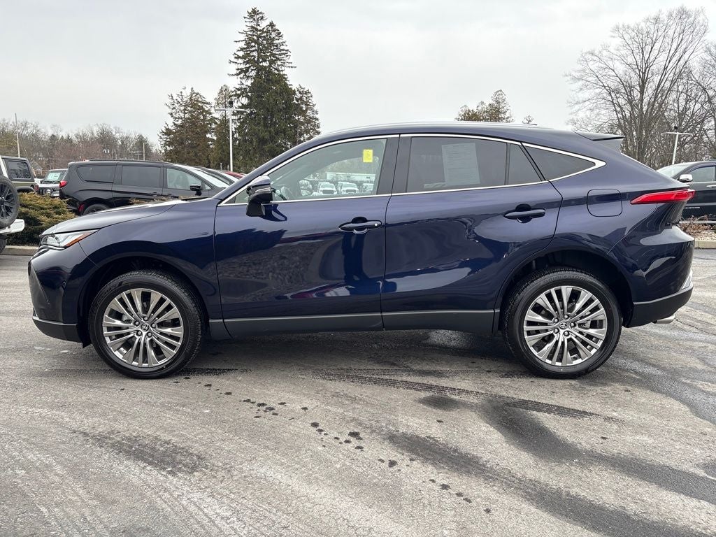 2024 Toyota Venza LE