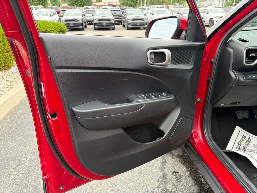 2022 Hyundai Venue SEL