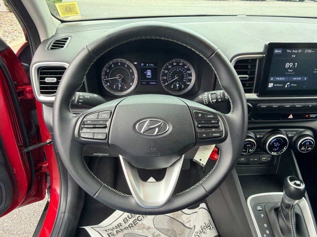 2022 Hyundai Venue SEL