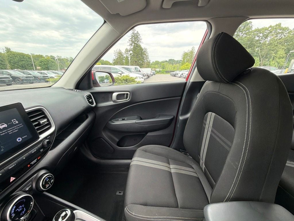 2022 Hyundai Venue SEL
