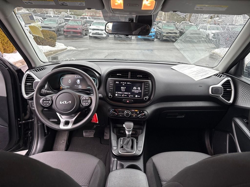 2023 Kia Soul LX