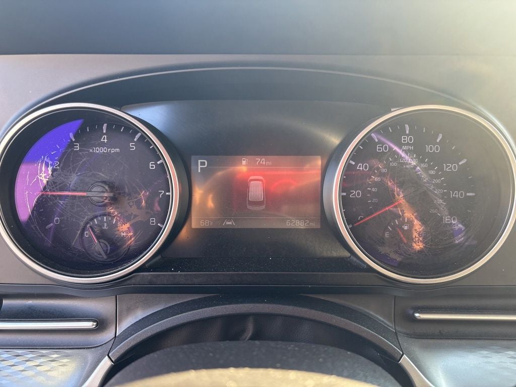 2024 Kia Carnival LX