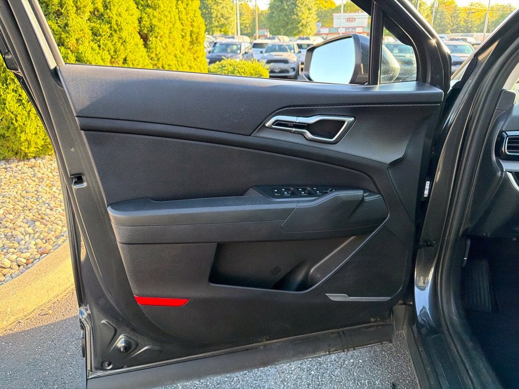 2023 Kia Sportage Hybrid LX