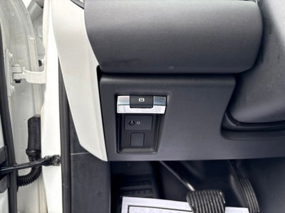 2025 Land Rover Defender 110 S