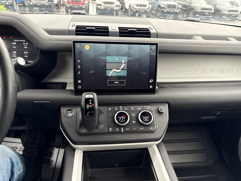 2025 Land Rover Defender 110 S