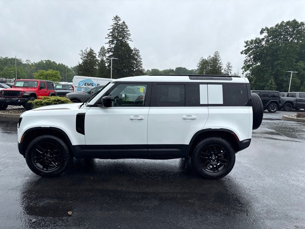 2025 Land Rover Defender 110 S