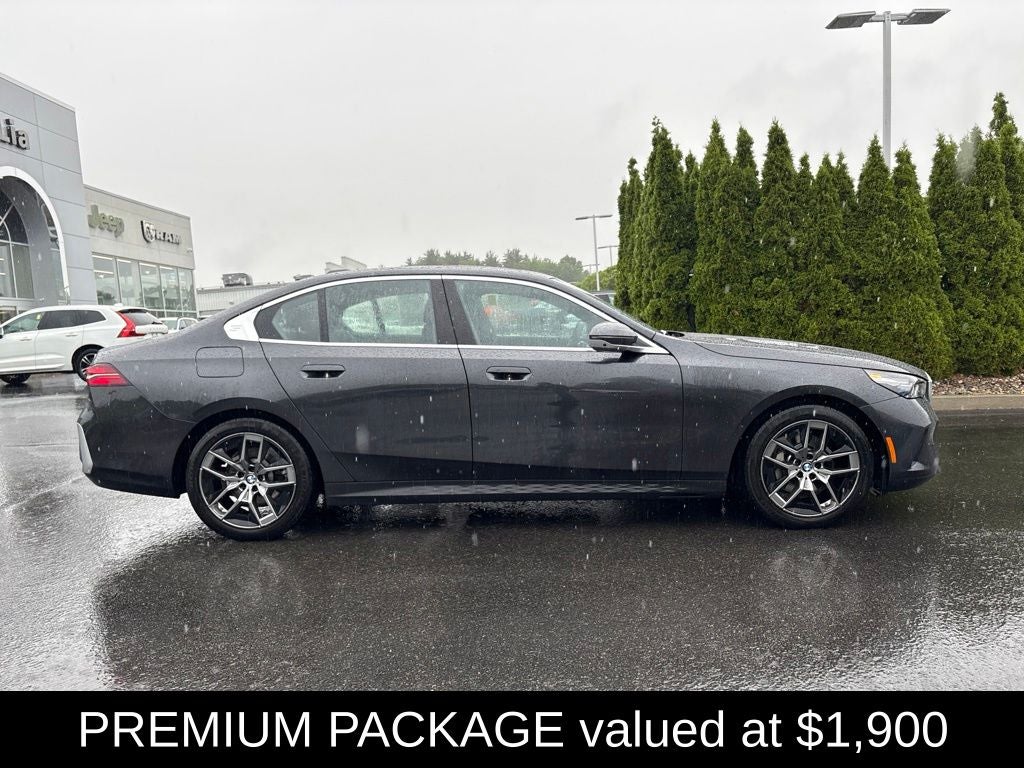2026 BMW 5 Series 530i xDrive