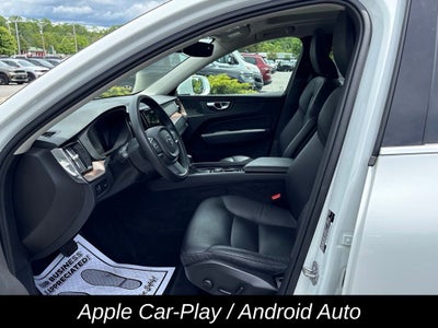 2021 Volvo XC60 T6 Momentum