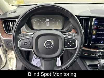 2021 Volvo XC60 T6 Momentum