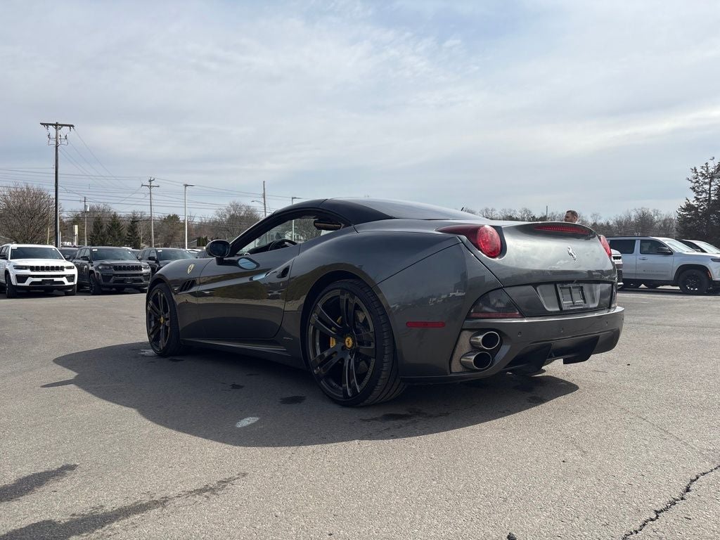 2010 Ferrari California Base