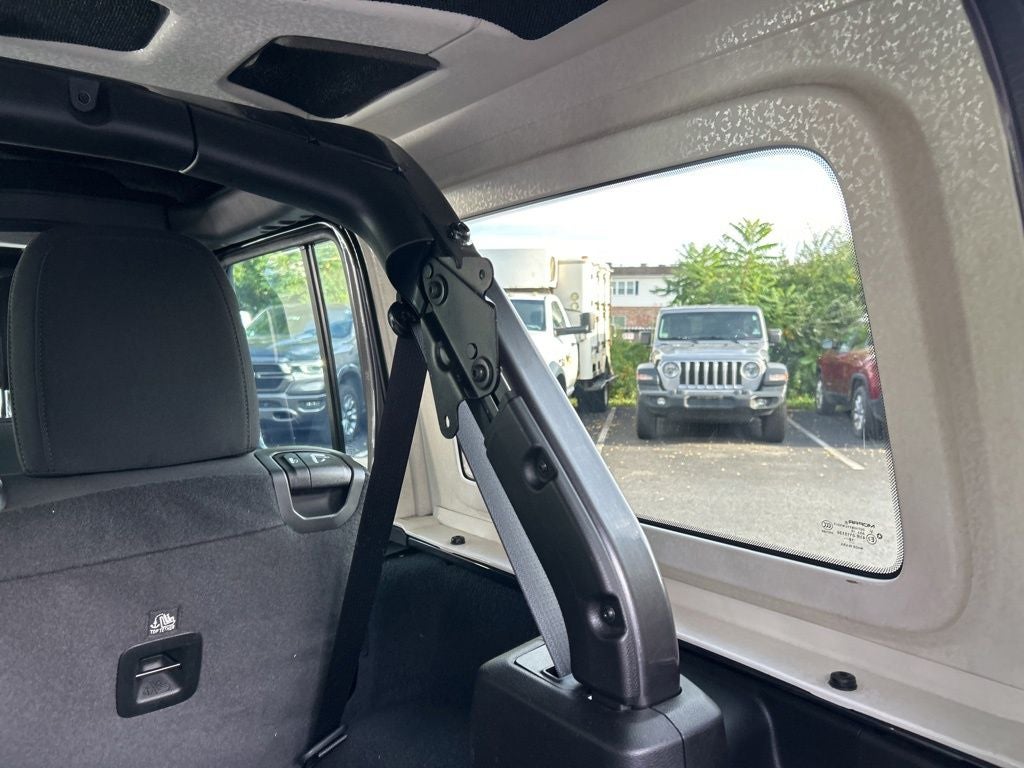 2022 Jeep Wrangler Unlimited Sport