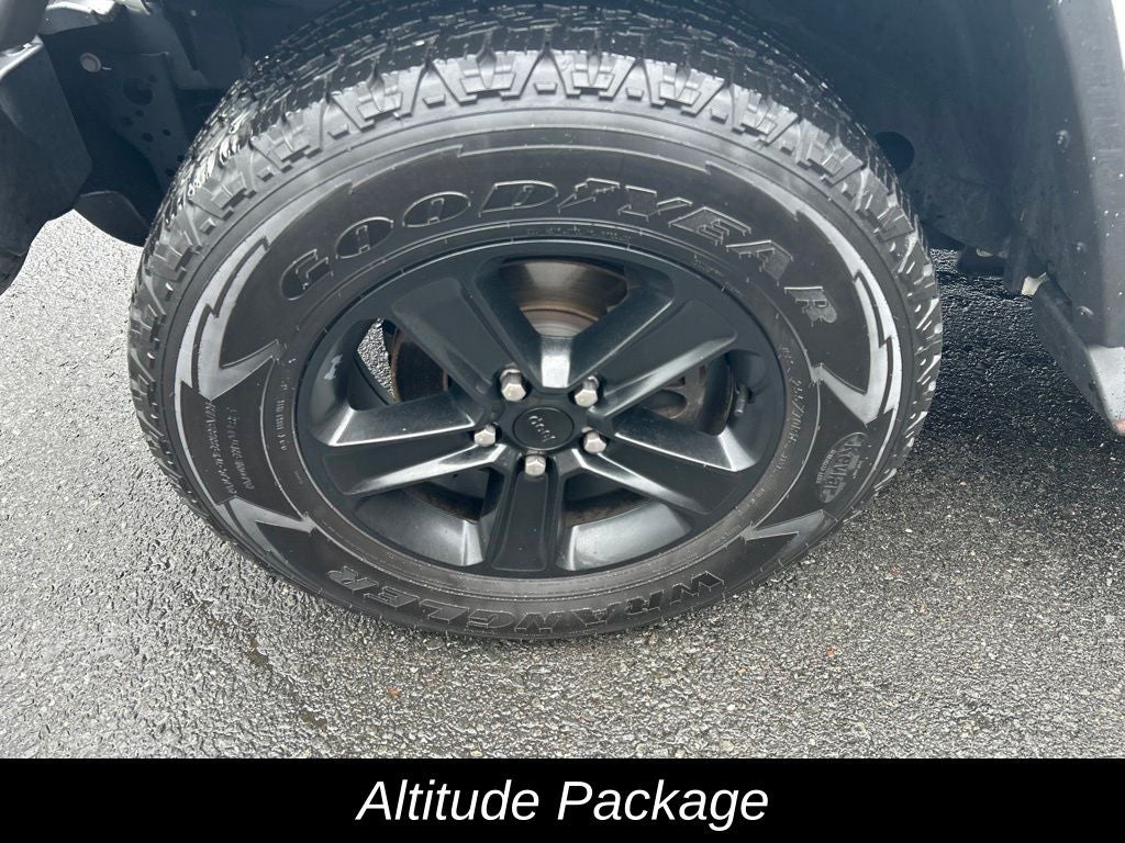 2023 Jeep Wrangler Altitude