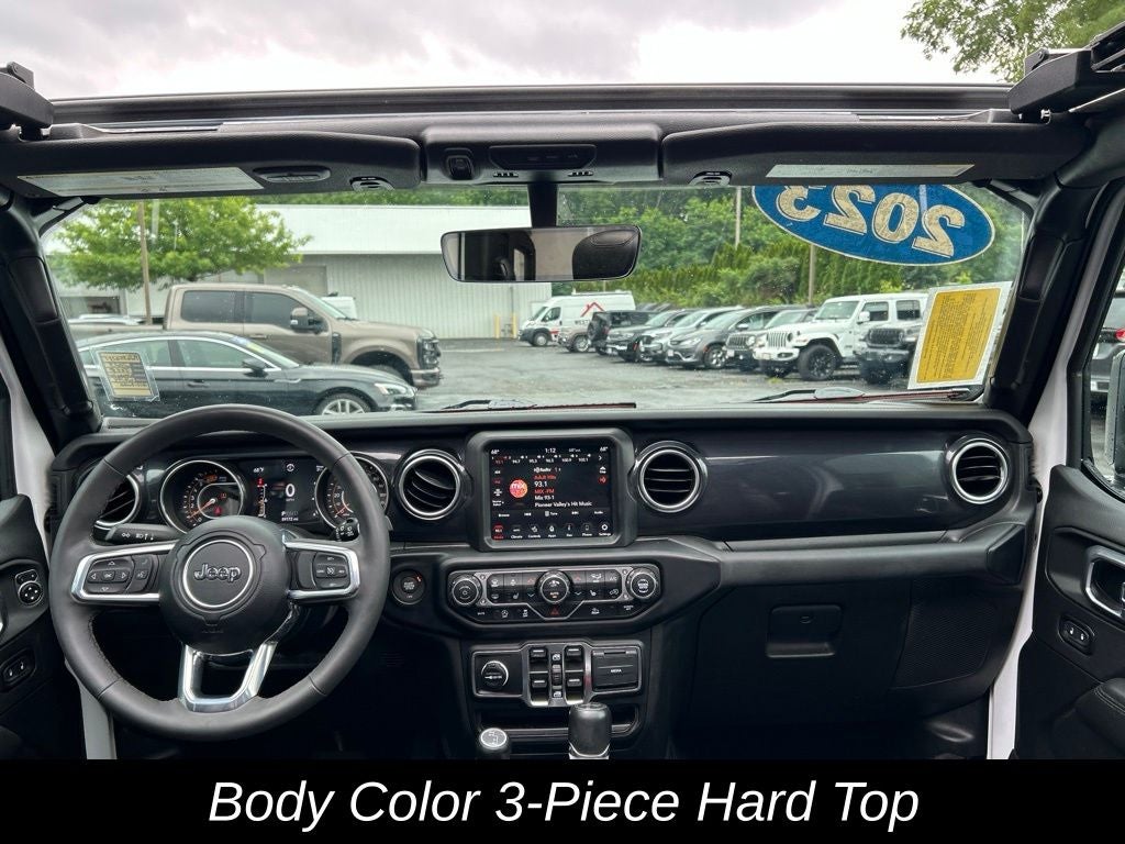 2023 Jeep Wrangler Altitude