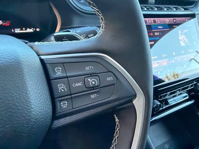 2027 Jeep Grand Cherokee Laredo X