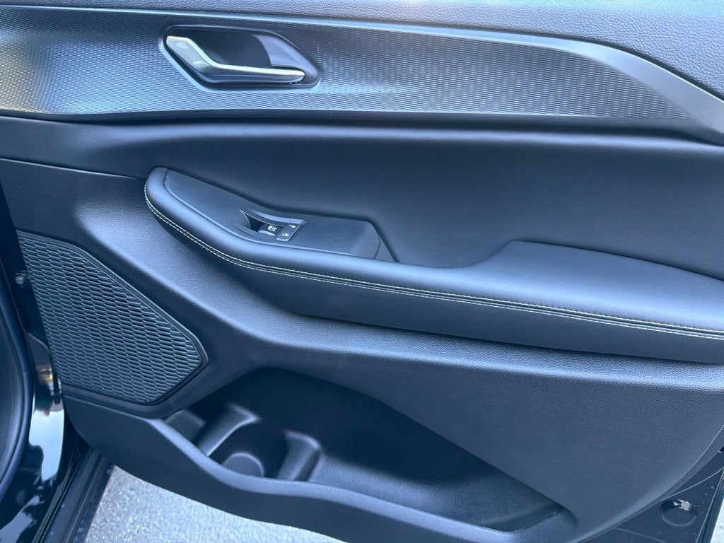 2027 Jeep Grand Cherokee Laredo X