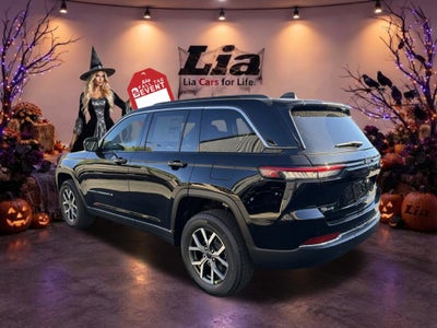 2027 Jeep Grand Cherokee Laredo X