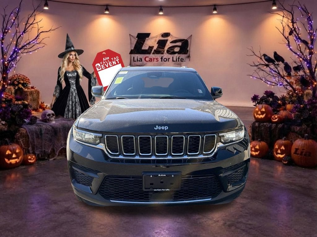 2027 Jeep Grand Cherokee Laredo X