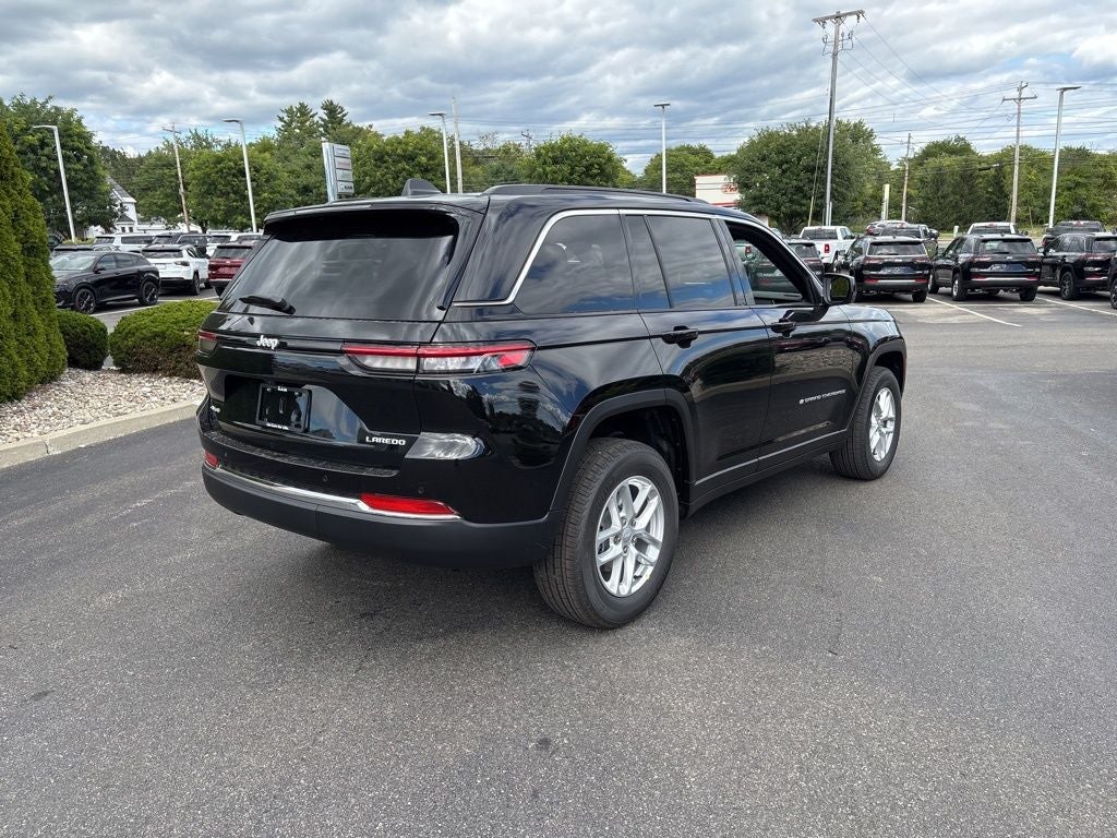 2025 Jeep Grand Cherokee Laredo X