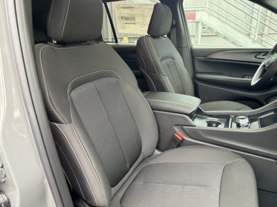 2027 Jeep Grand Cherokee Laredo X