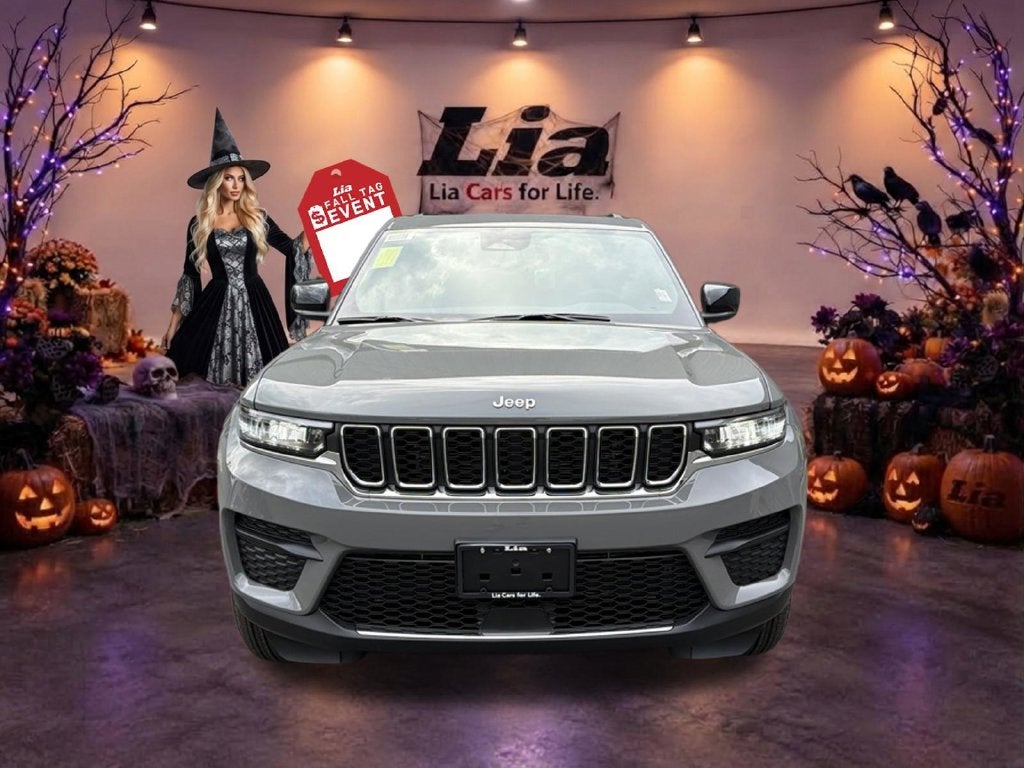 2027 Jeep Grand Cherokee Laredo X