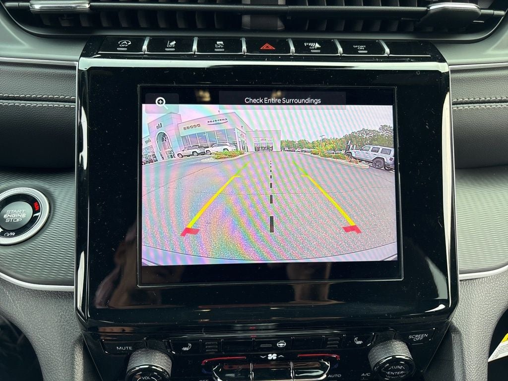 2025 Jeep Grand Cherokee Laredo X