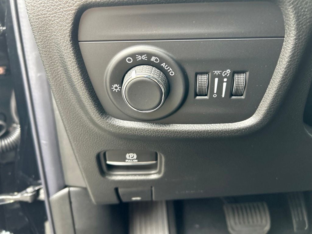 2026 Jeep Grand Cherokee Laredo X