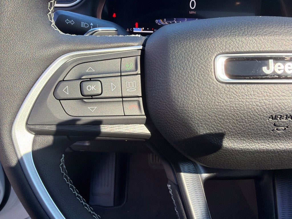 2027 Jeep Grand Cherokee Laredo X