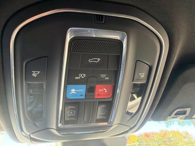 2027 Jeep Grand Cherokee Laredo X