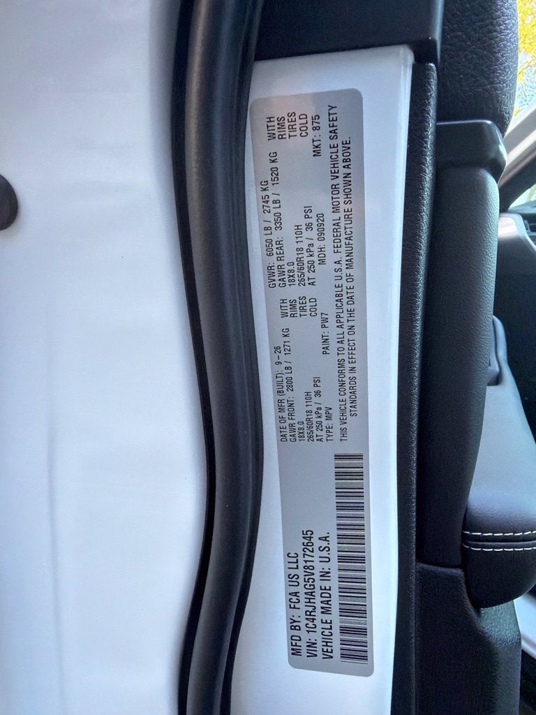 2027 Jeep Grand Cherokee Laredo X