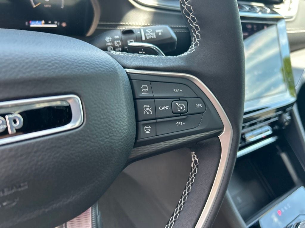 2026 Jeep Grand Cherokee Laredo X