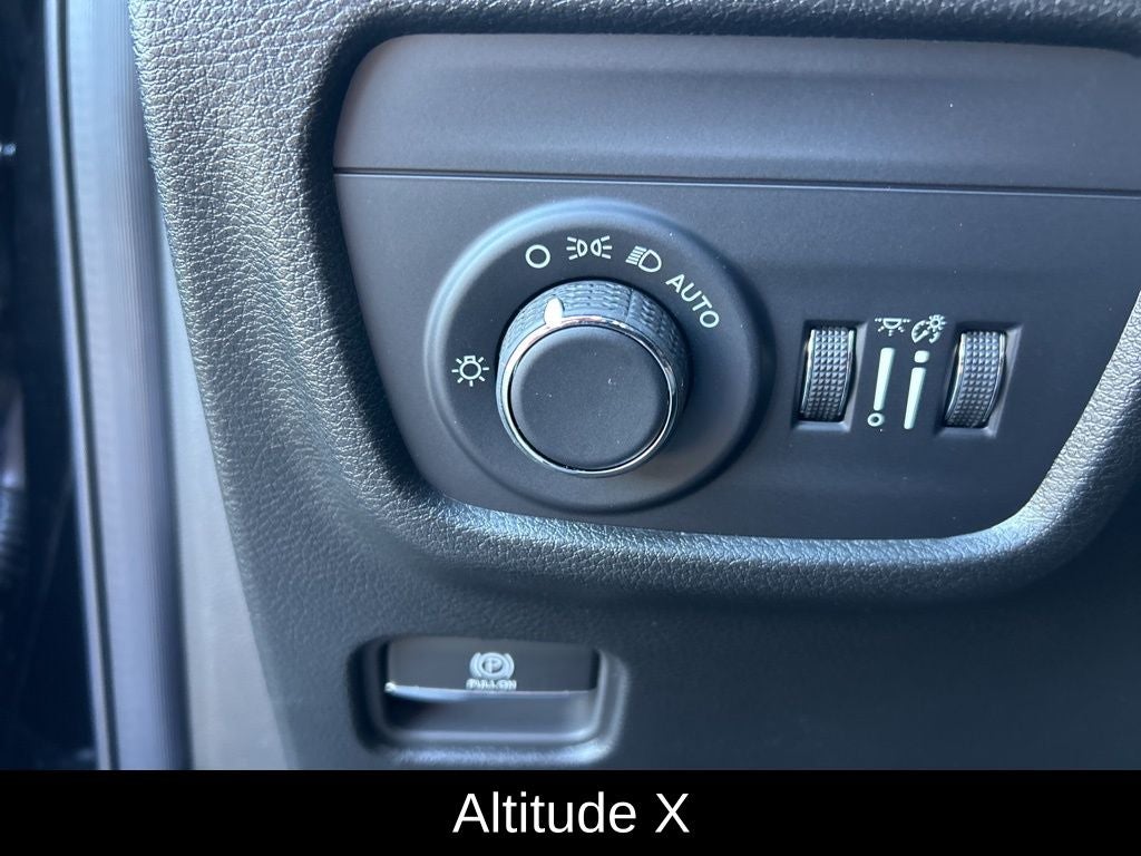 2025 Jeep Grand Cherokee Altitude X