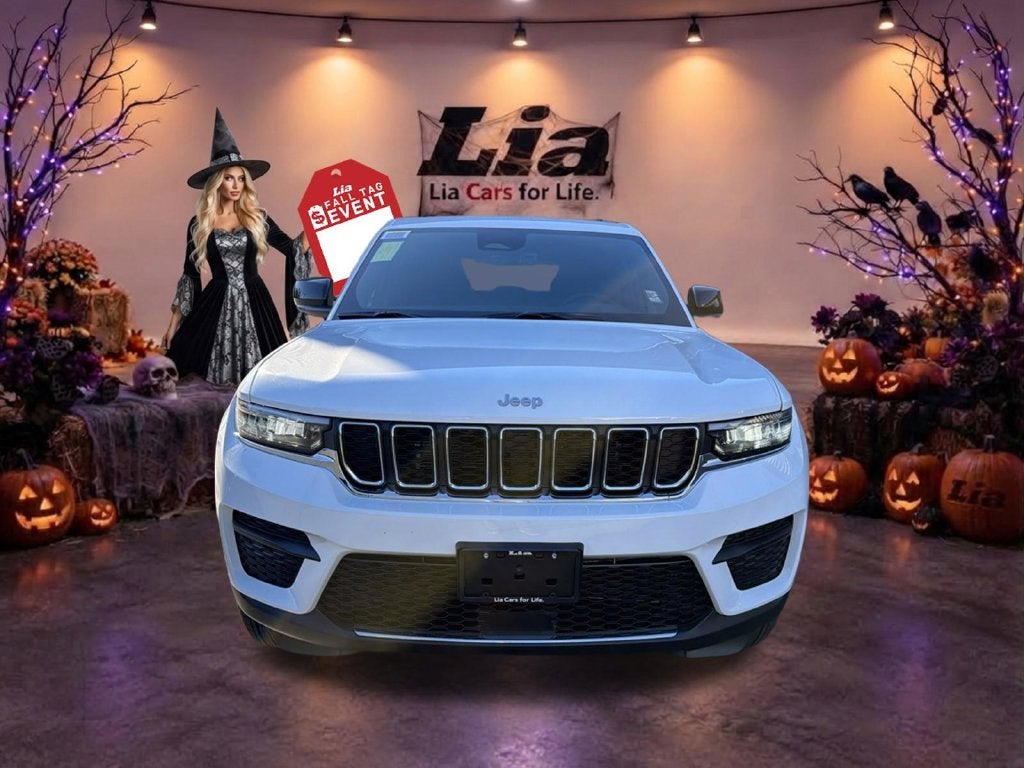 2027 Jeep Grand Cherokee Laredo X