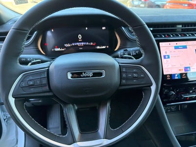 2027 Jeep Grand Cherokee Laredo X