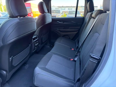 2027 Jeep Grand Cherokee Laredo X
