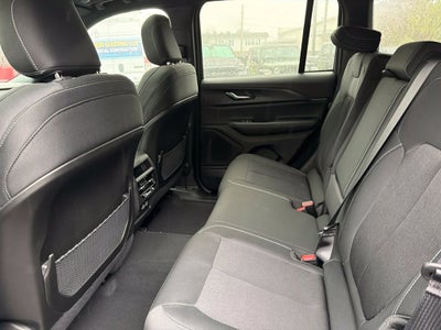 2027 Jeep Grand Cherokee Laredo X