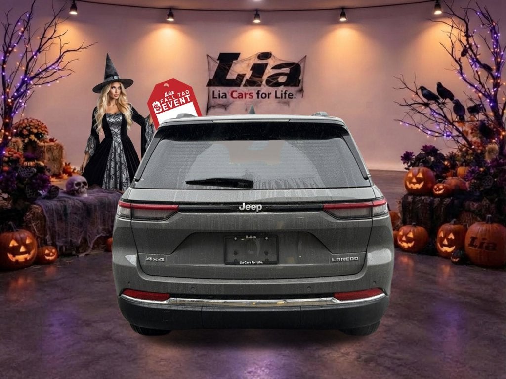 2027 Jeep Grand Cherokee Laredo X