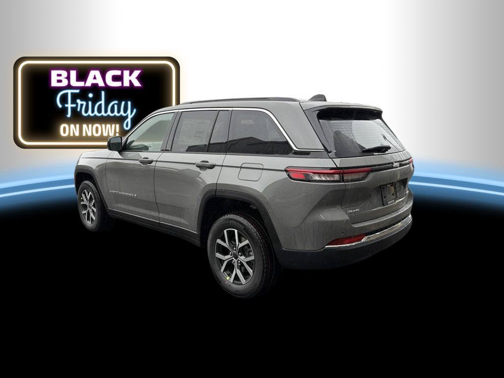 2027 Jeep Grand Cherokee Laredo X