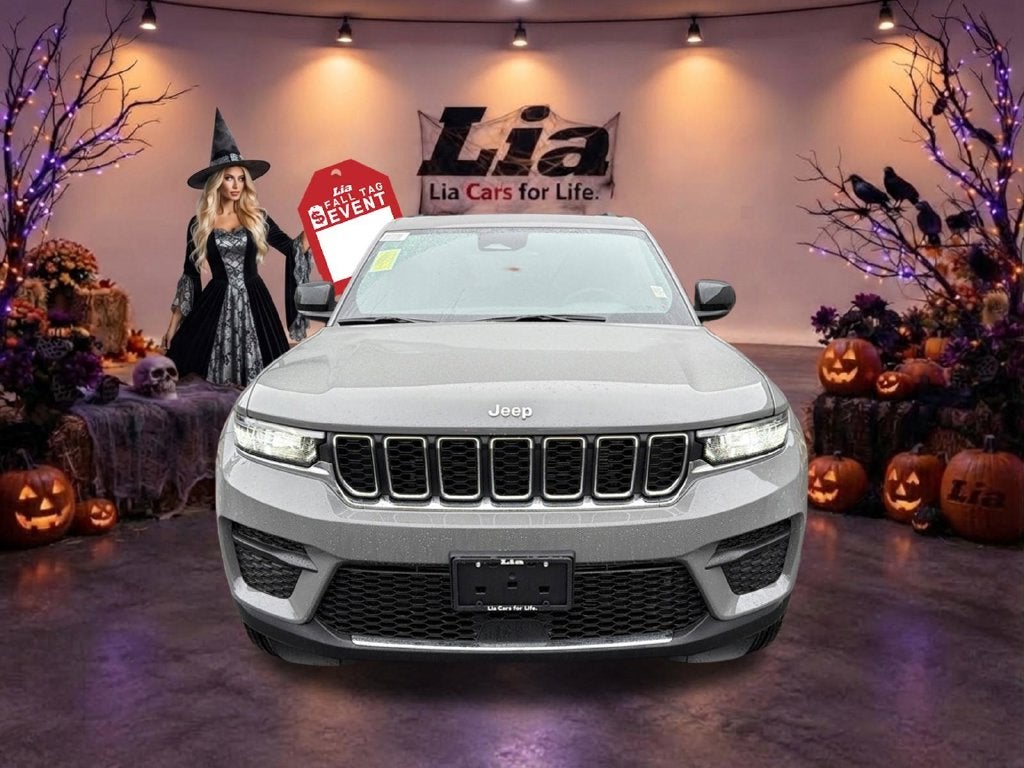 2027 Jeep Grand Cherokee Laredo X