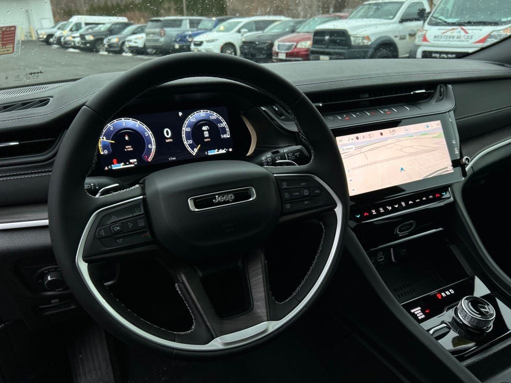 2026 Jeep Grand Cherokee Laredo