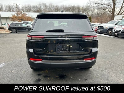 2026 Jeep Grand Cherokee Laredo