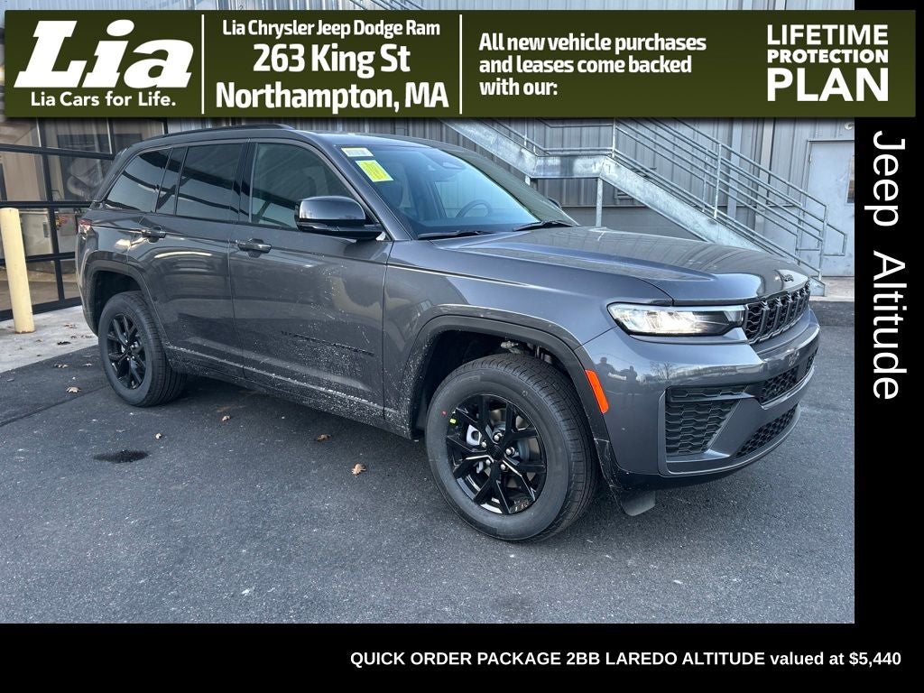 2026 Jeep Grand Cherokee Laredo