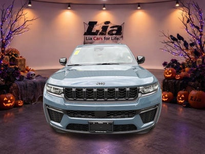 2027 Jeep Grand Cherokee Limited