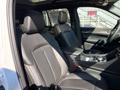 2027 Jeep Grand Cherokee Limited