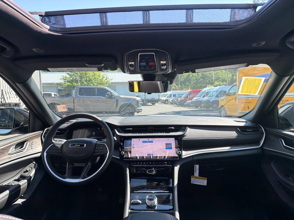 2027 Jeep Grand Cherokee Limited