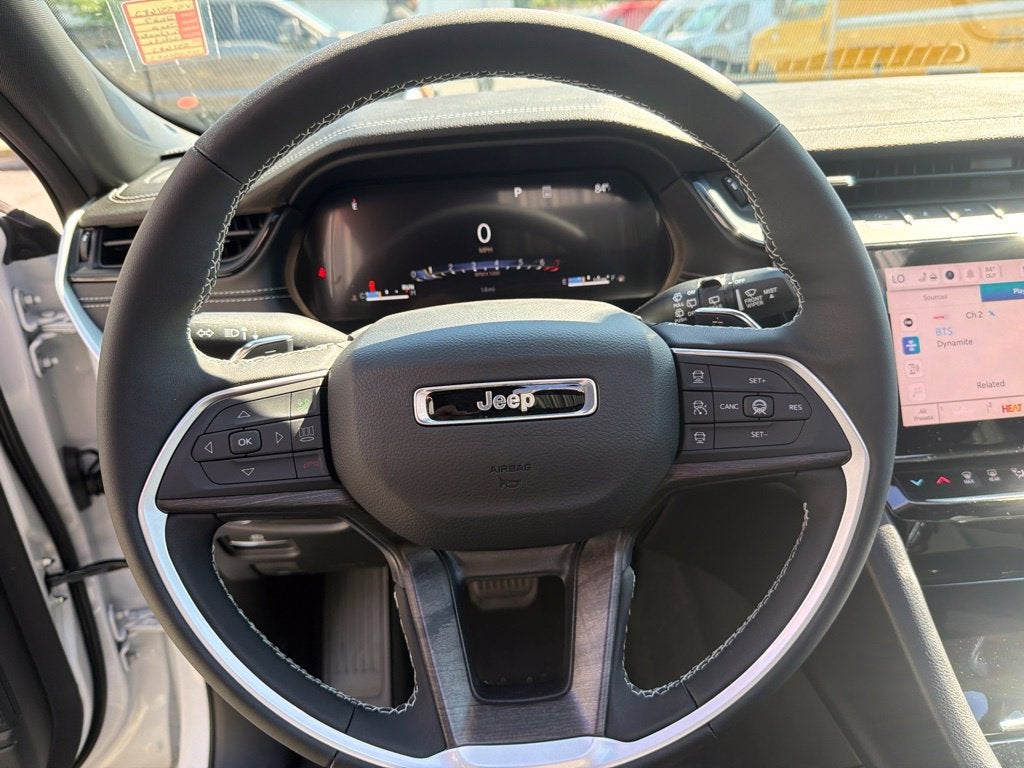 2027 Jeep Grand Cherokee Limited